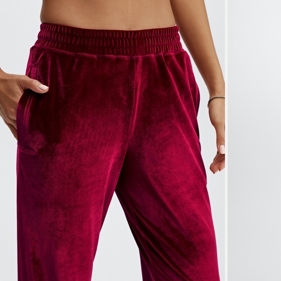 Fabletics Joggers - Picture 3 of 10